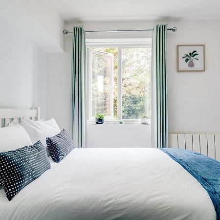 Apartment In Elephant & Castle With Parking London Exteriör bild