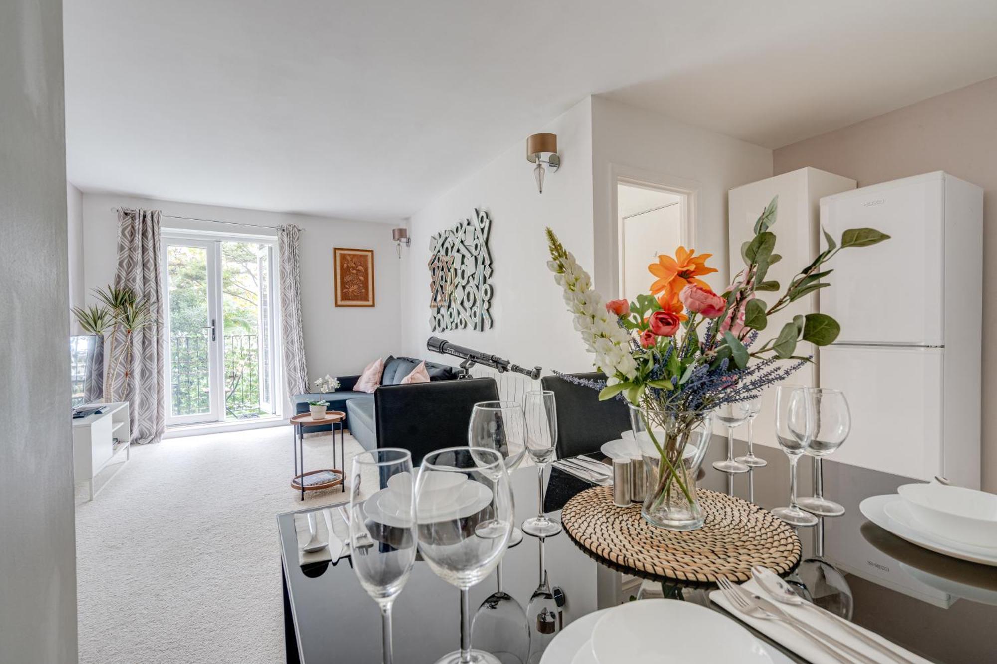 Apartment In Elephant & Castle With Parking London Exteriör bild