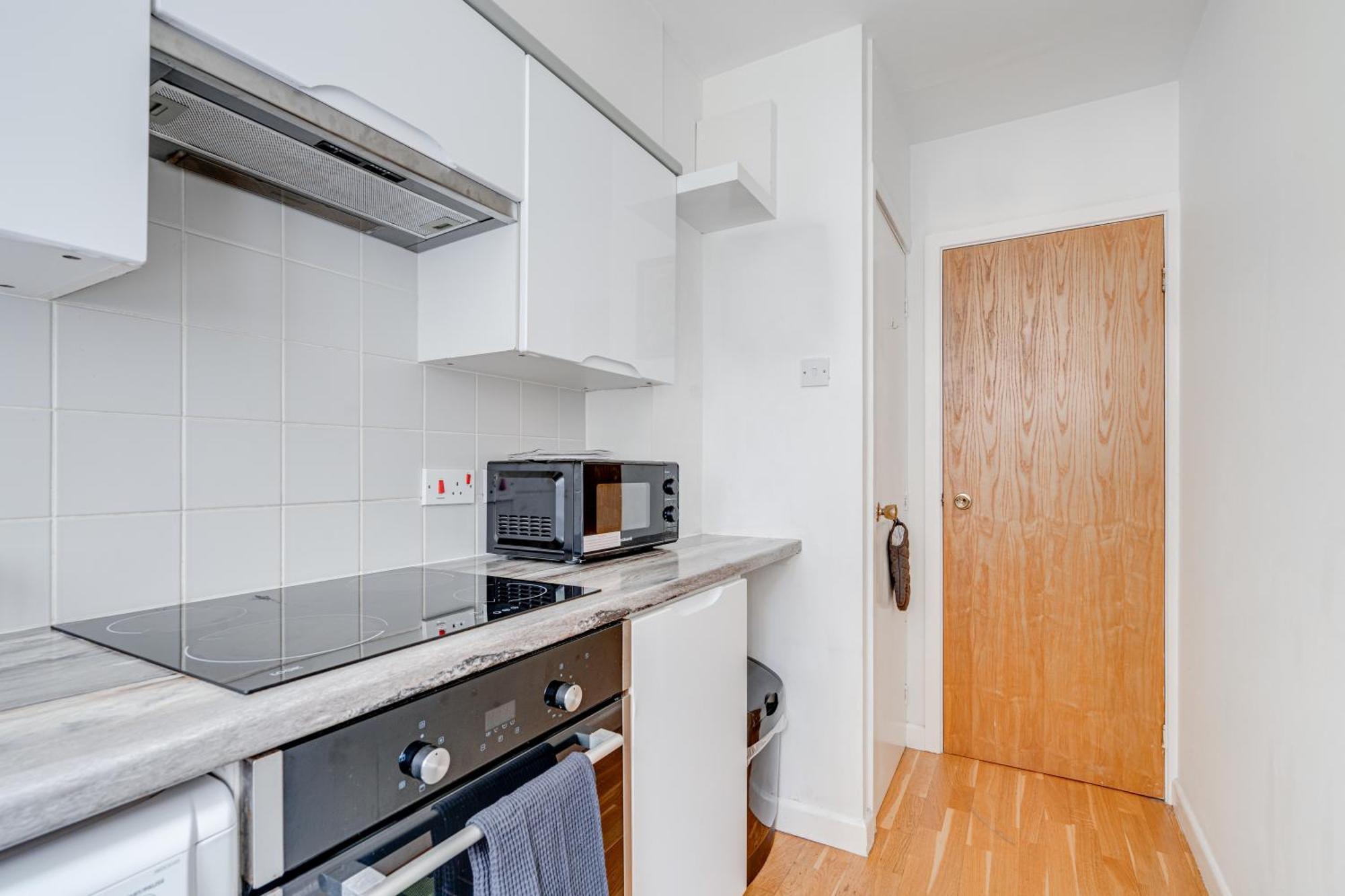 Apartment In Elephant & Castle With Parking London Exteriör bild